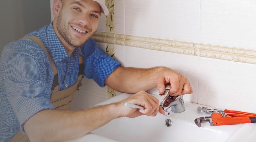 Professional clogged drains services in Franklin Springs, GA
